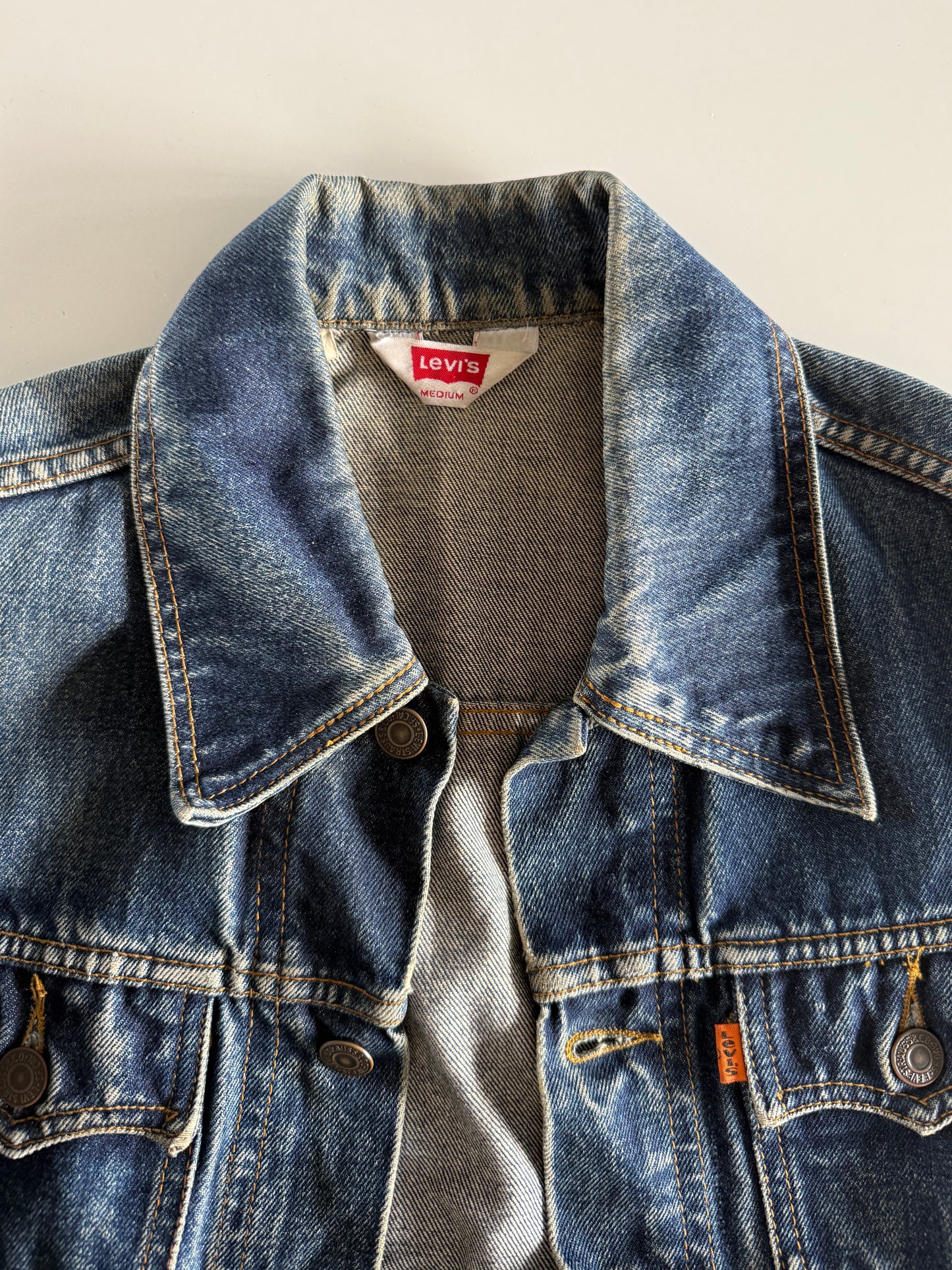 1990S LEVIS ORANGE TAB TRUCKER JACKET