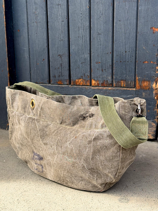 1956 NEWSBOY MESSENGER. 06.