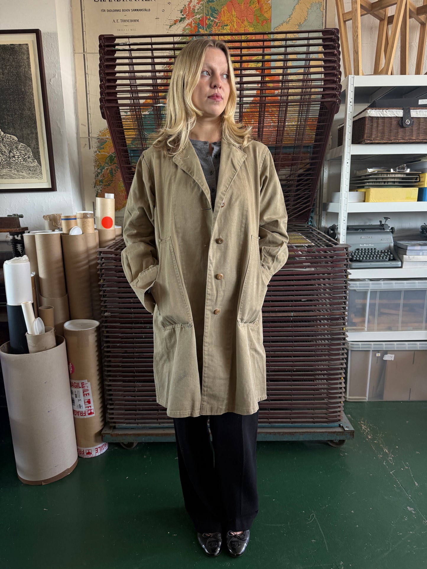 1940S WW2 WOMENS LAND ARMY OVERCOAT