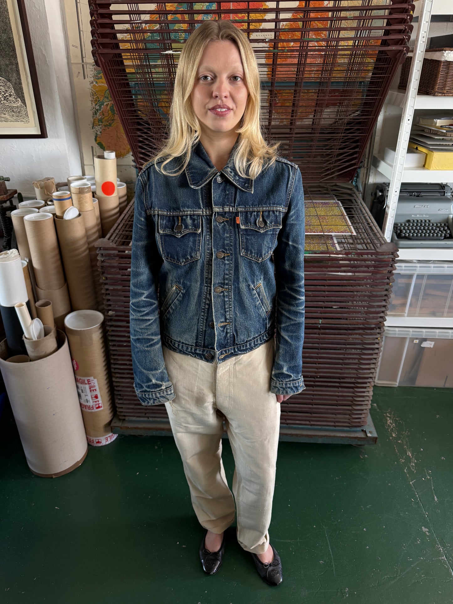 1990S LEVIS ORANGE TAB TRUCKER JACKET