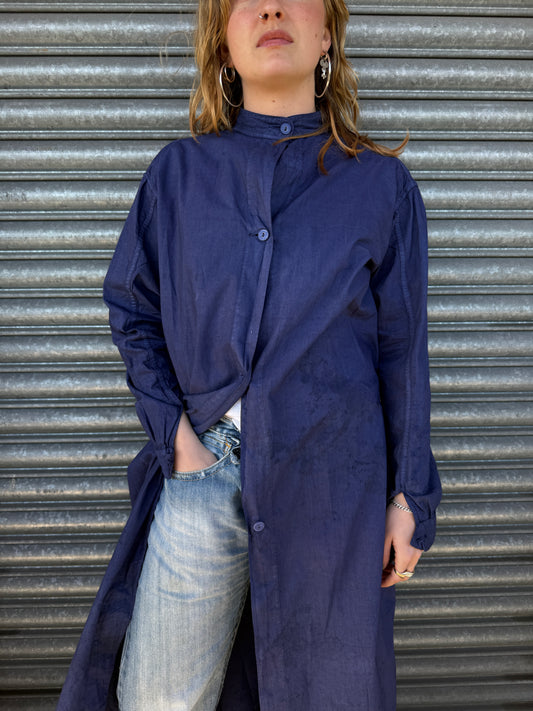 INDIGO OVERDYED SURGEONS SMOCK.