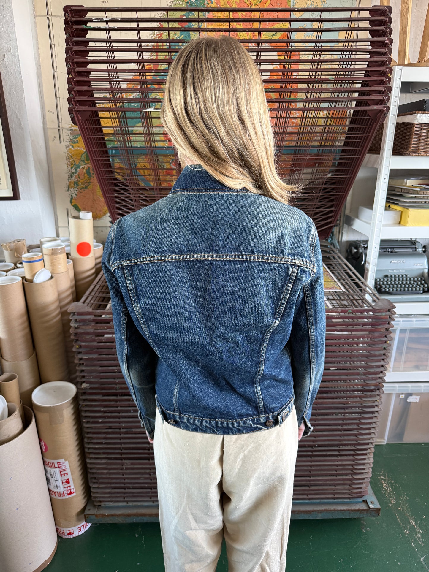 1990S LEVIS ORANGE TAB TRUCKER JACKET