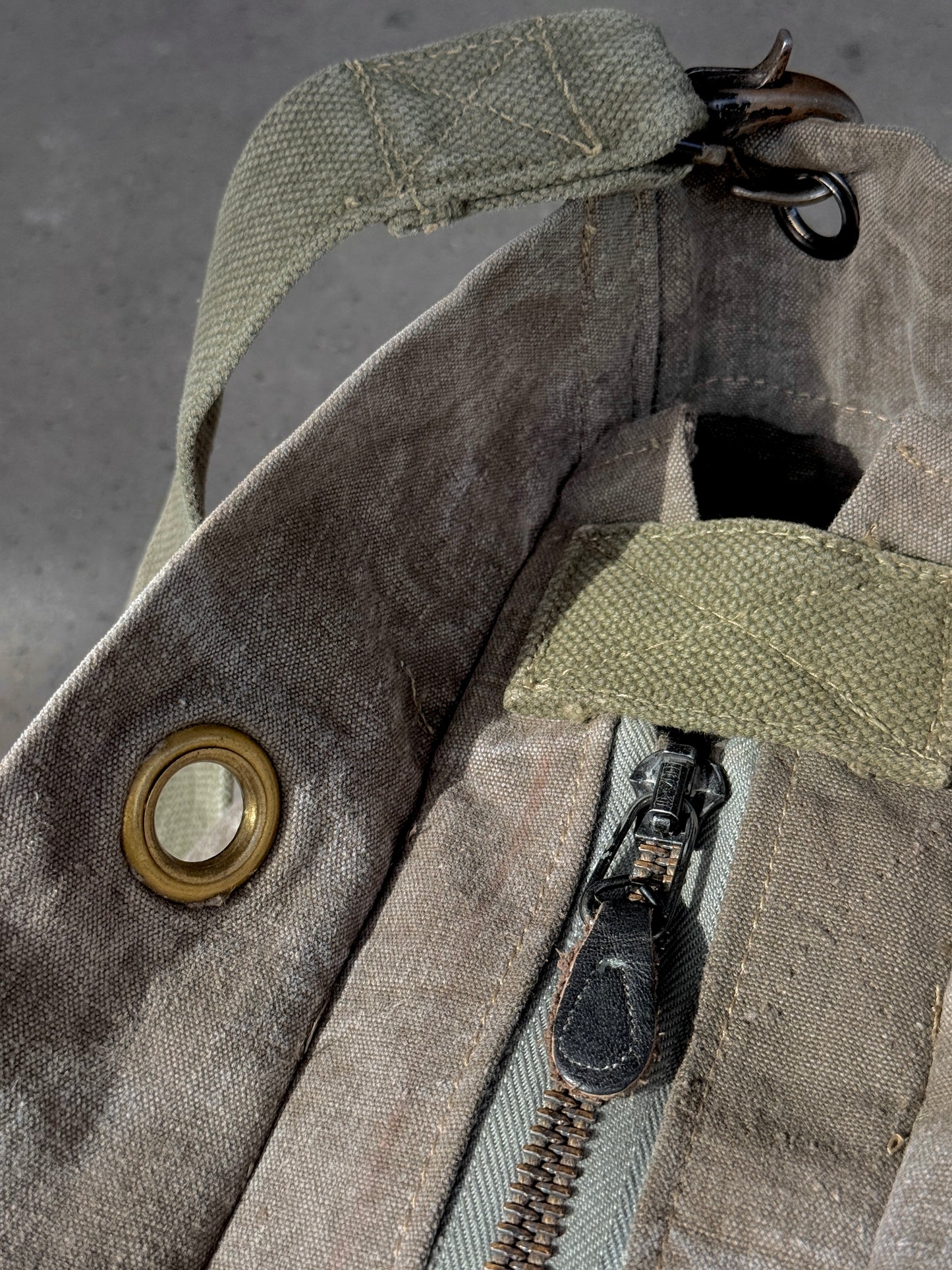 1956 NEWSBOY MESSENGER. 06.