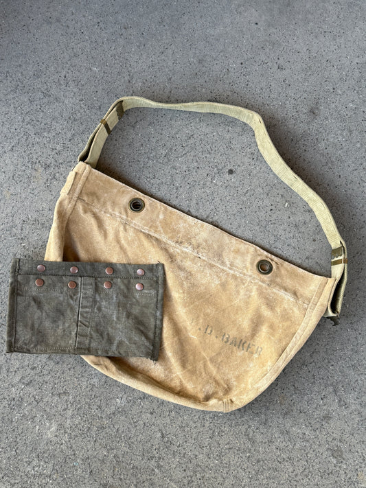 “J.D.BAKER” NEWSBOY MESSENGER. 07.