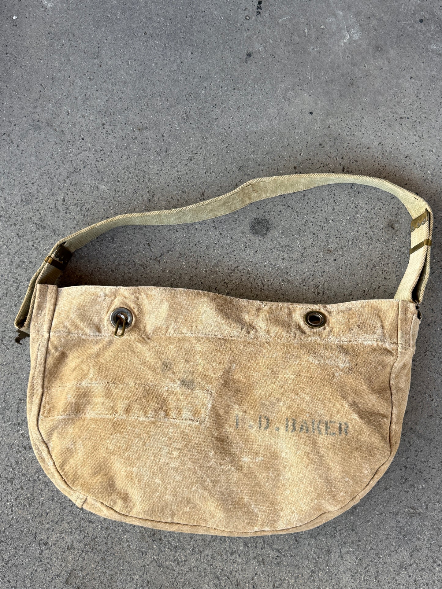 “J.D.BAKER” NEWSBOY MESSENGER. 07.