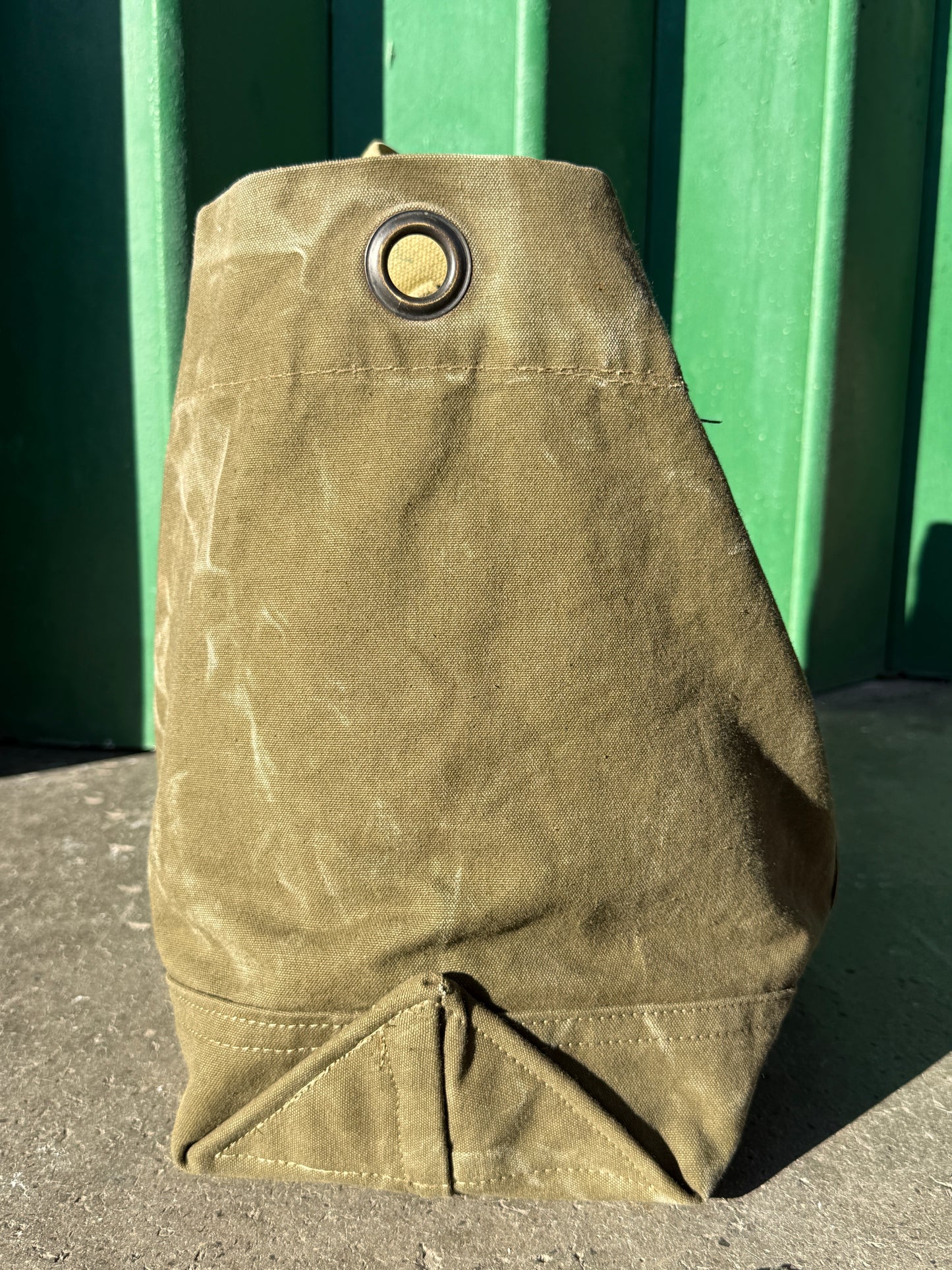 22 XL WEEKENDER BAG 02.